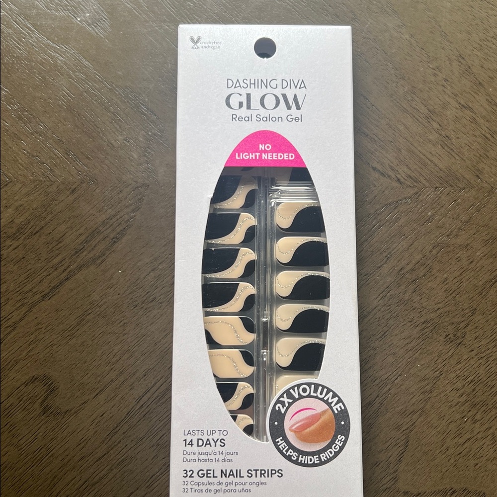 Groovy Nights Ultra Glossy Nail Strips